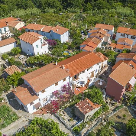 L'Ogliera Appartamenti Dell'Aia Pomonte Dış mekan fotoğraf
