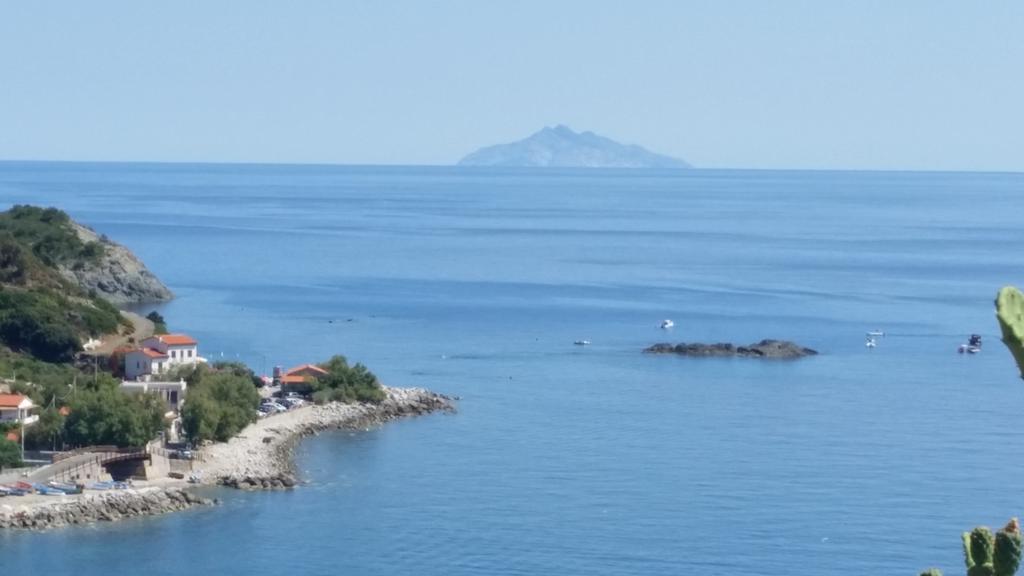 L'Ogliera Appartamenti Dell'Aia Pomonte Dış mekan fotoğraf