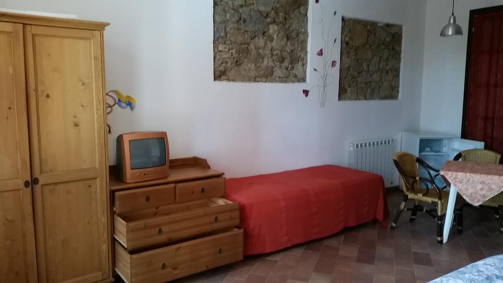 L'Ogliera Appartamenti Dell'Aia Pomonte Dış mekan fotoğraf