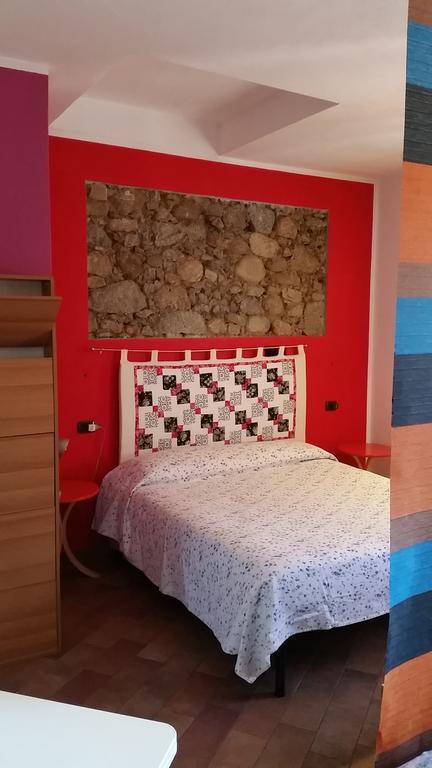 L'Ogliera Appartamenti Dell'Aia Pomonte Dış mekan fotoğraf