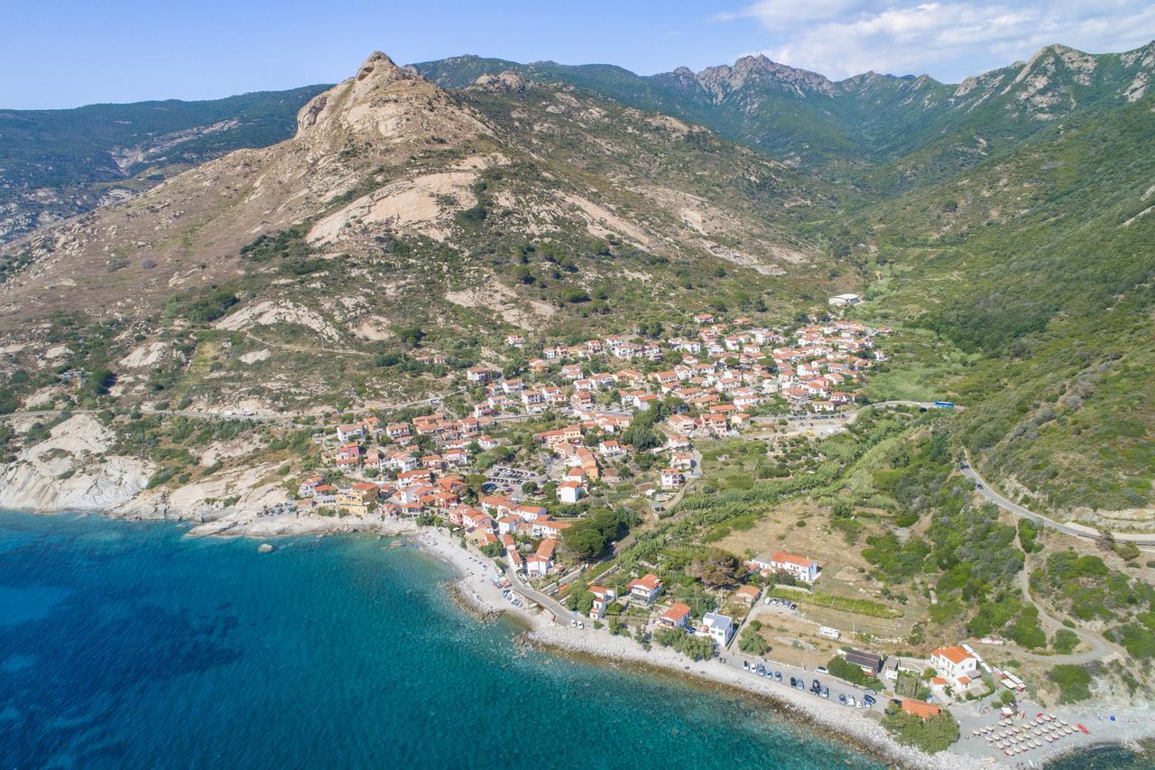 L'Ogliera Appartamenti Dell'Aia Pomonte Dış mekan fotoğraf