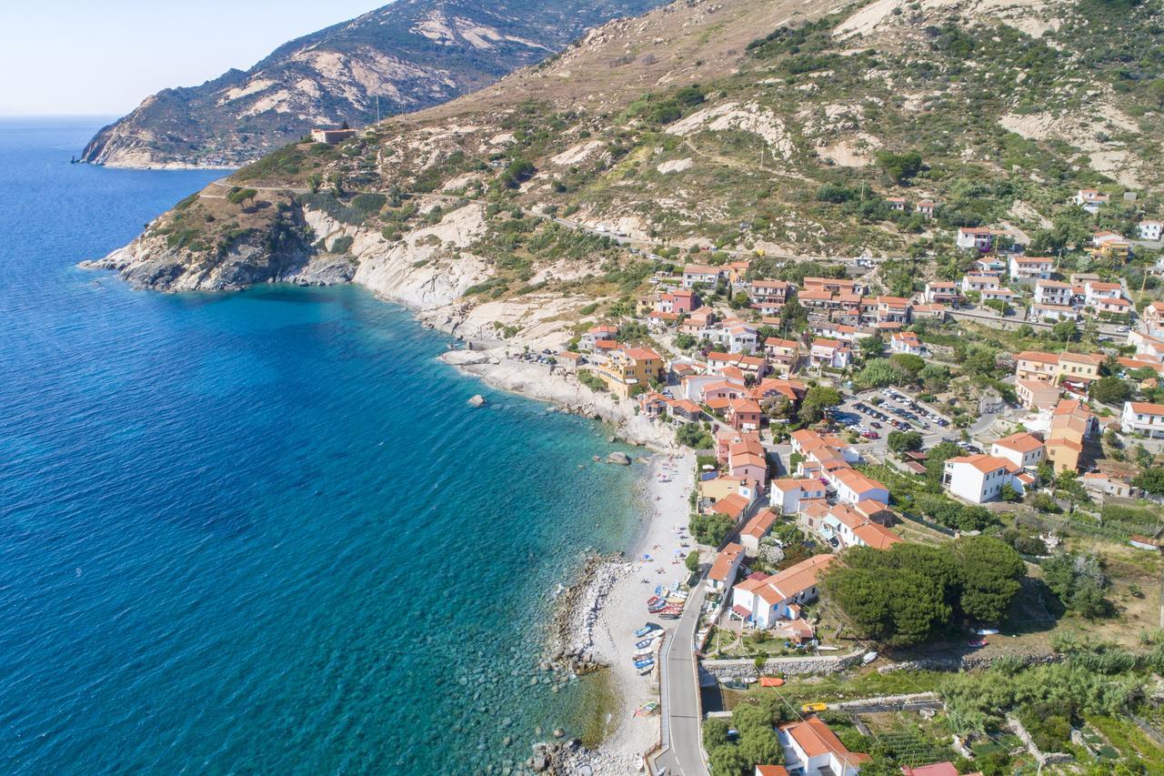L'Ogliera Appartamenti Dell'Aia Pomonte Dış mekan fotoğraf