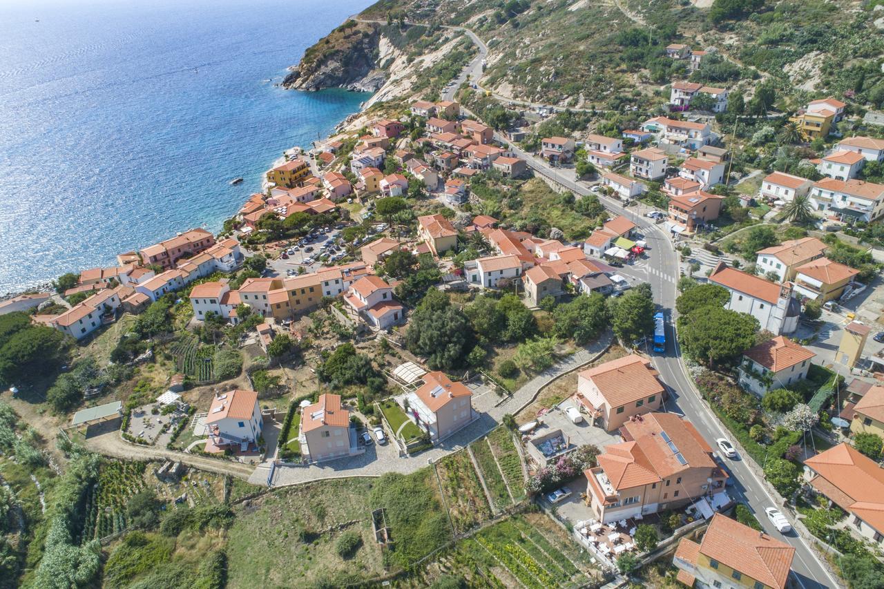 L'Ogliera Appartamenti Dell'Aia Pomonte Dış mekan fotoğraf